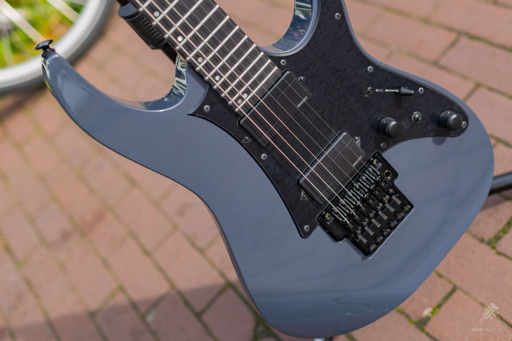 Ibanez Prestige RGR5130 in Gray Metallic - Image 4
