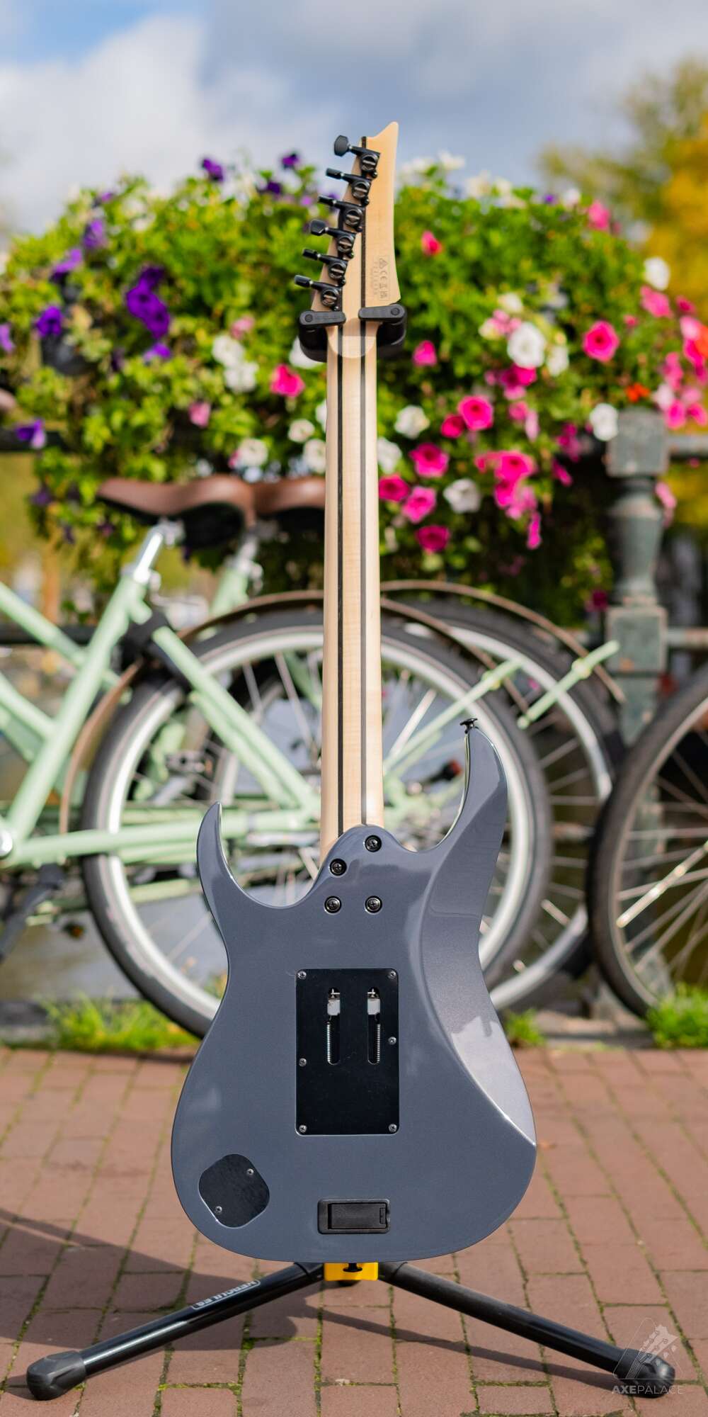 Ibanez Prestige RGR5130 in Gray Metallic - Image 5