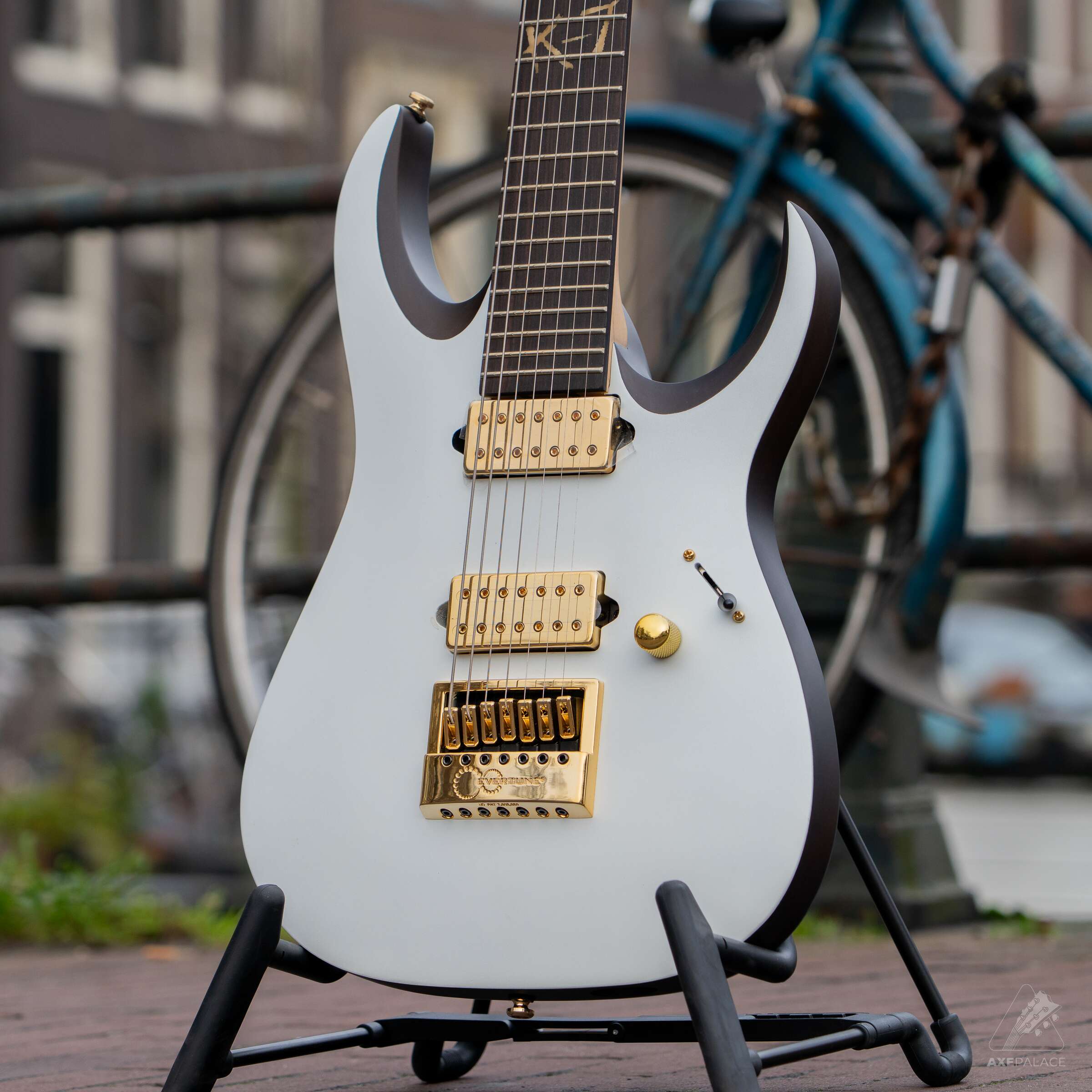 Ibanez K7-YANG 7-String Korn Signature Guitar - Image 2