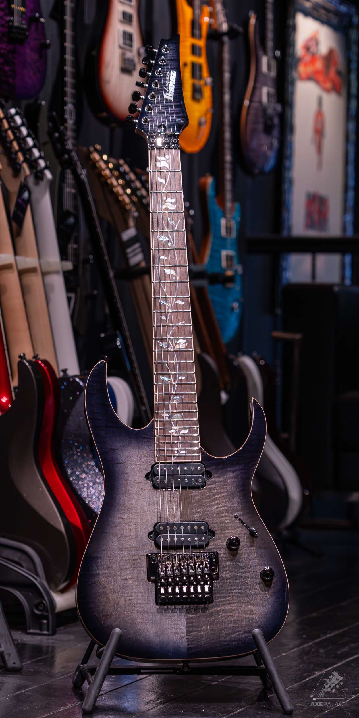 Ibanez J-Custom RG8527 7-String – Black Rutile