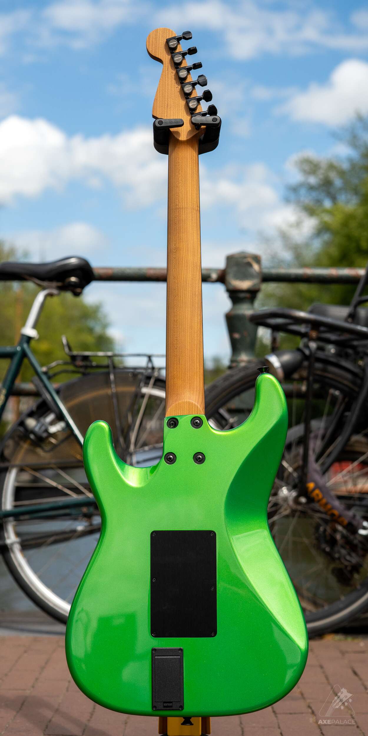 Charvel USA SD-1 - Absinth Green Metallic - Image 4