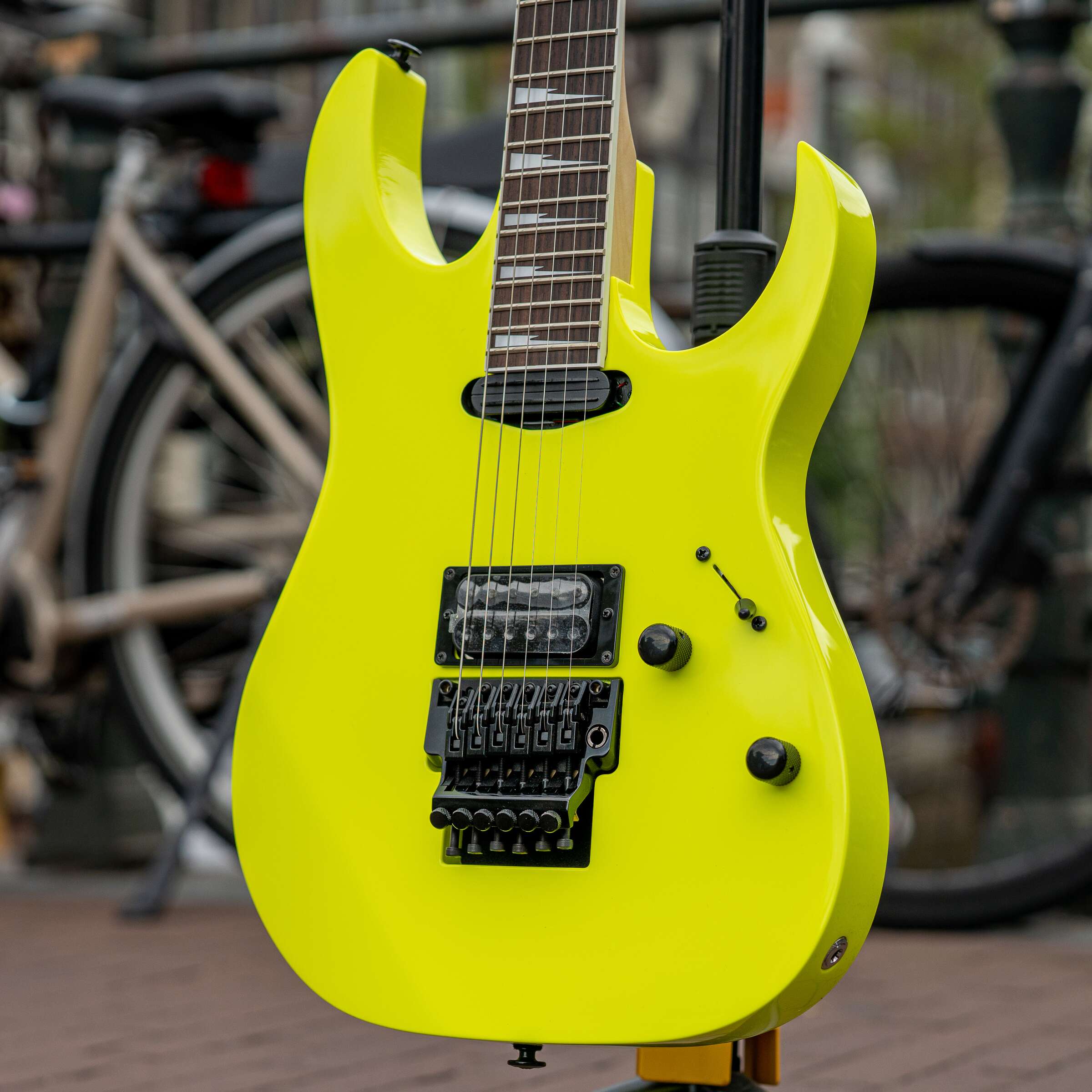 Ibanez Genesis RG565R - Desert Yellow - Image 4