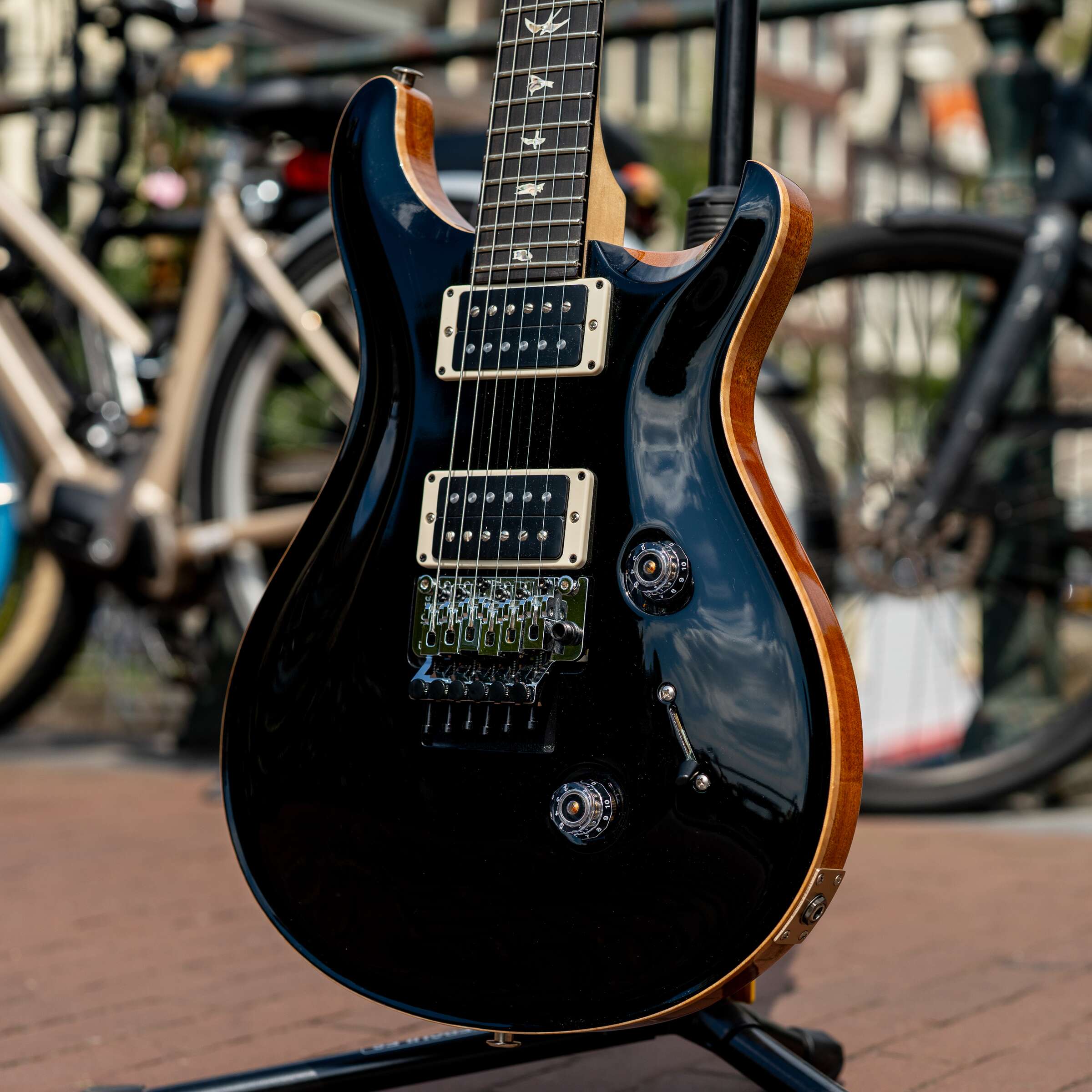 PRS Custom 24 "Floyd" - Black Top (Natural Back) - Image 2