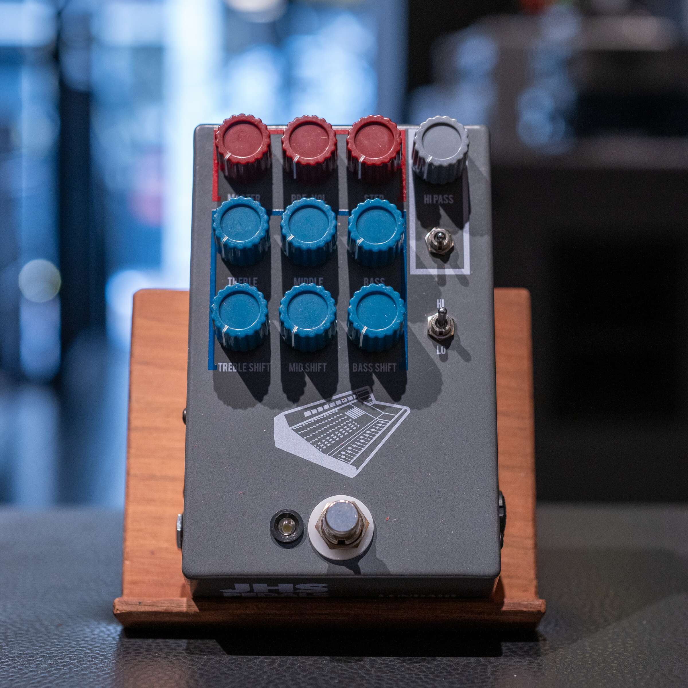 JHS Colour Box V2 10th Anniversary Preamp Pedal - Image 2